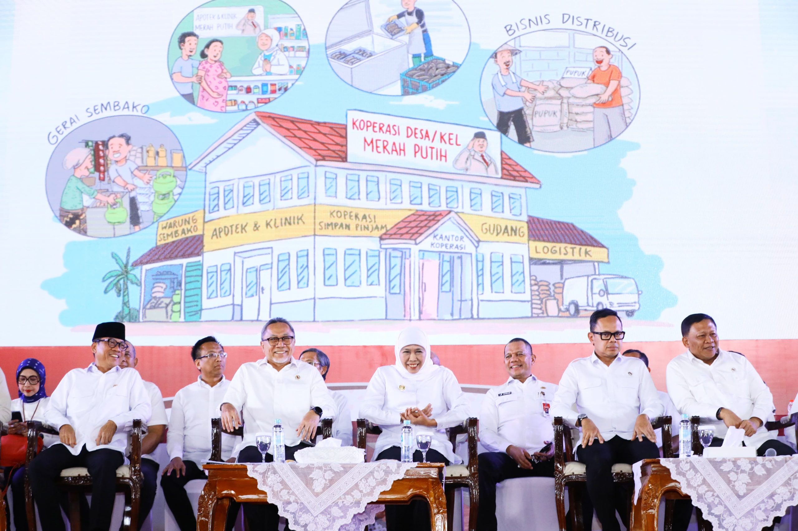 Pengesahan 3229 Koperasi Merah Putih Jatim Tertinggi Nasional, Gubernur Khofifah Optimis Segera  Wujudkan 100% di Seluruh Desa/Kelurahan se Jatim