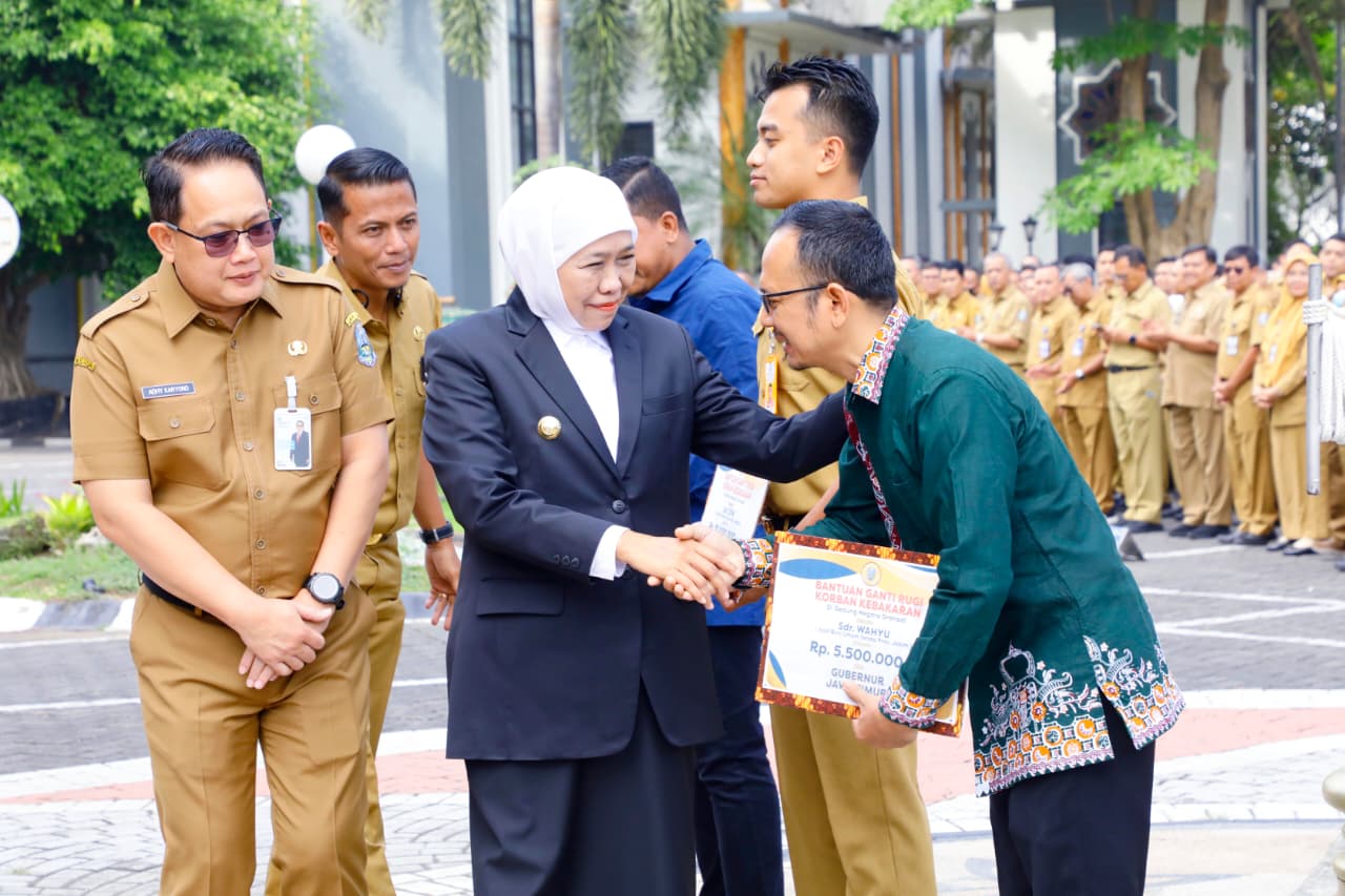 Gubernur Khofifah Komandoi Akhlak Digital ASN Lewat Kajian Rutin dan Apresiasi PPPK