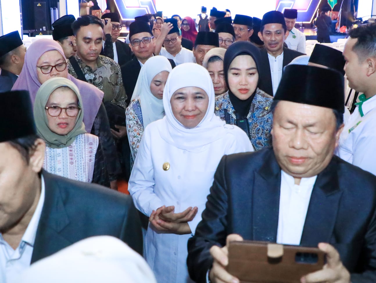 Ithlaq Hari Santri Nasional 2025, Gubernur Khofifah: Pesantren Harus Siap Jadi Pusat Peradaban Islam Dunia dari Indonesia