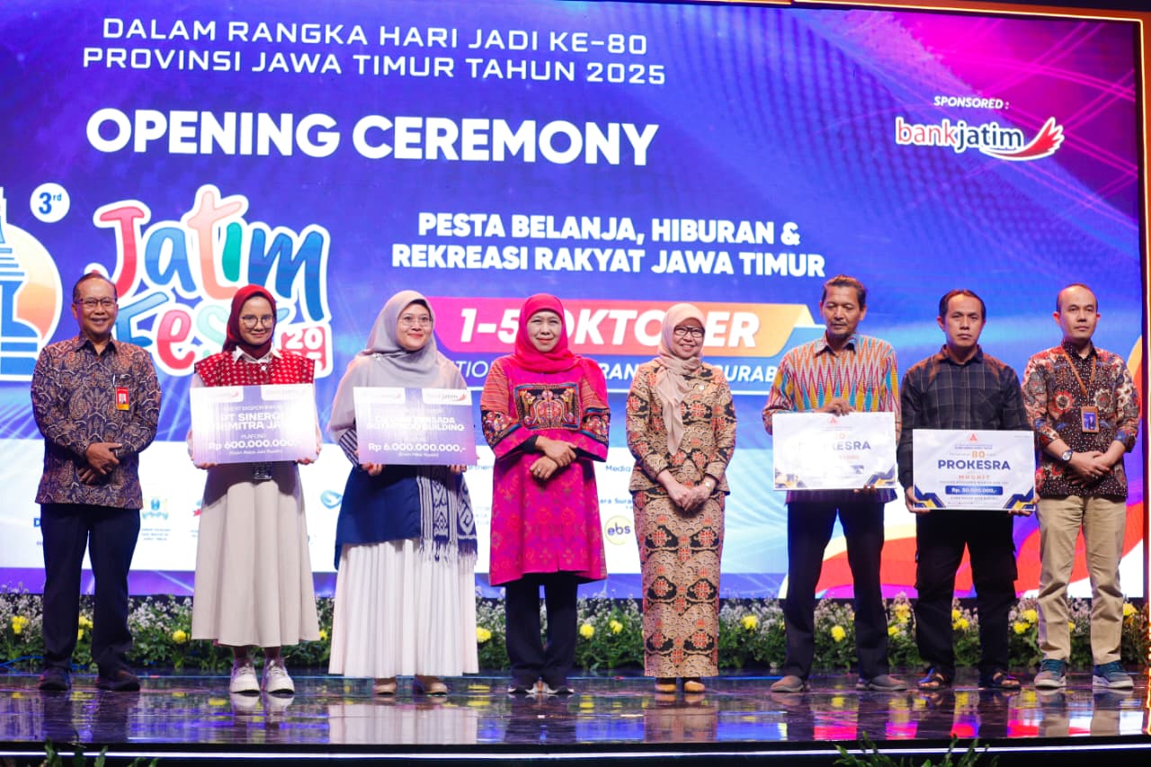 Gubernur Khofifah Luncurkan Batik Gerbang Baru Nusantara, Perpaduan Estetika dan Filosofi Sejarah Jawa Timur