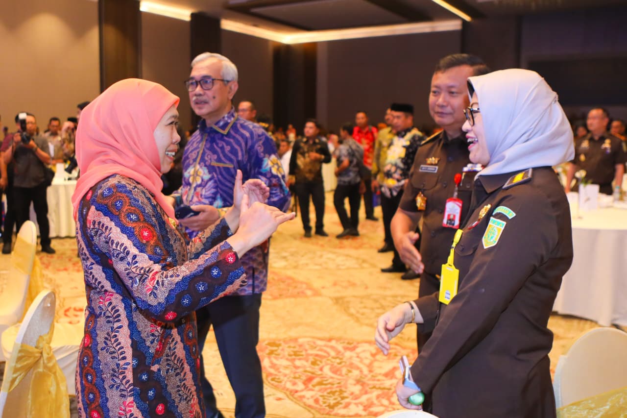 Sinergi Pemprov dan Kejaksaan Tinggi, Gubernur Khofifah Tekankan Tata Kelola Bersih dan Keadilan Restoratif