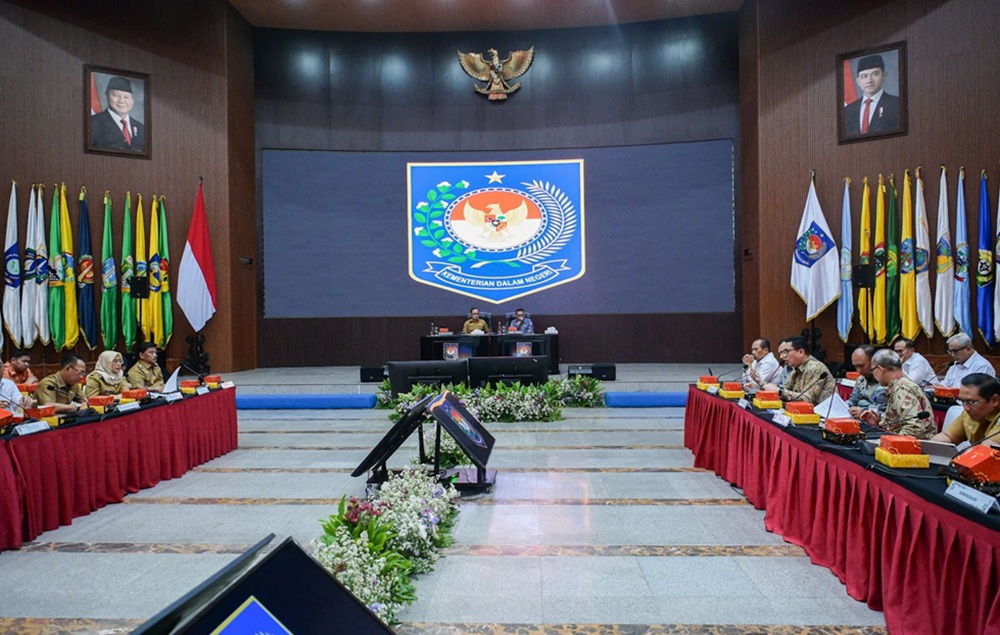 Wamenkomdigi Ajak Pemda Dukung Percepatan Infrastruktur Digital