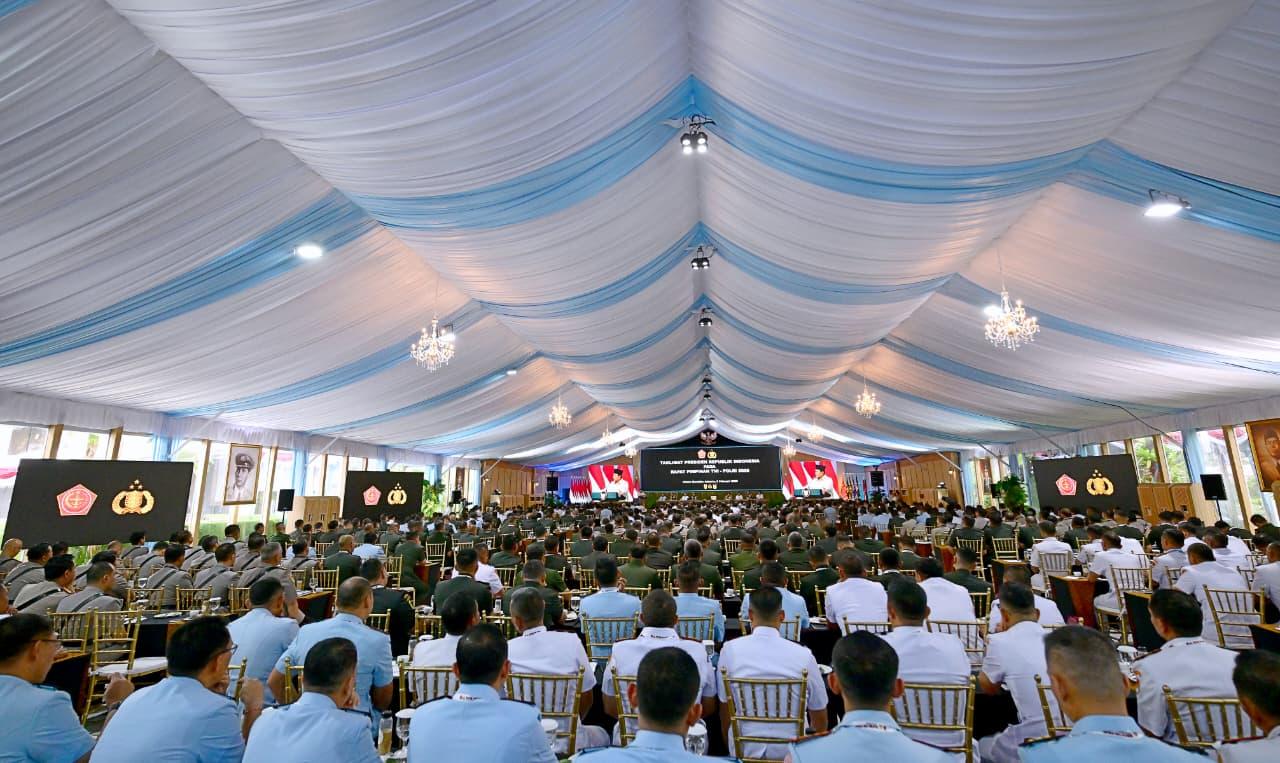Peran Strategis TNI–Polri Ditegaskan Presiden dalam Rapim 2026