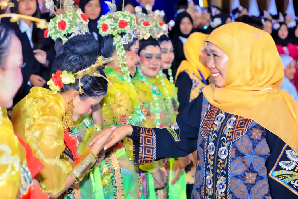 Gubernur Khofifah Ajak Jadikan Seni sebagai Taman Ekspresi untuk Bangun Kreativitas dan Kebersamaan di Jatim