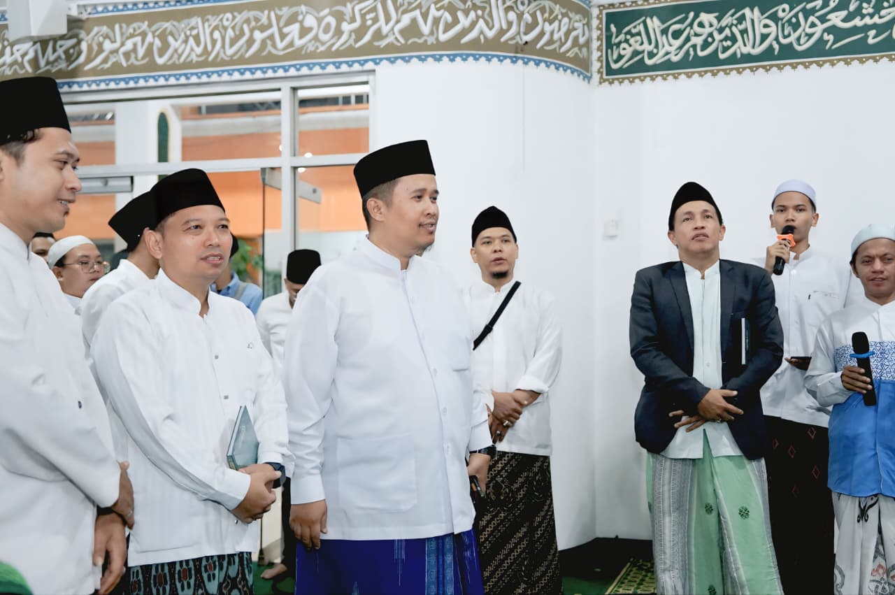 Kyai Idris Djamal dalam Halal Bihalal HIKAM Jabodetabek–Jabar Tekankan Pentingnya Istiqomah Amalan sebagai Bentuk Ta’alluq kepada Guru