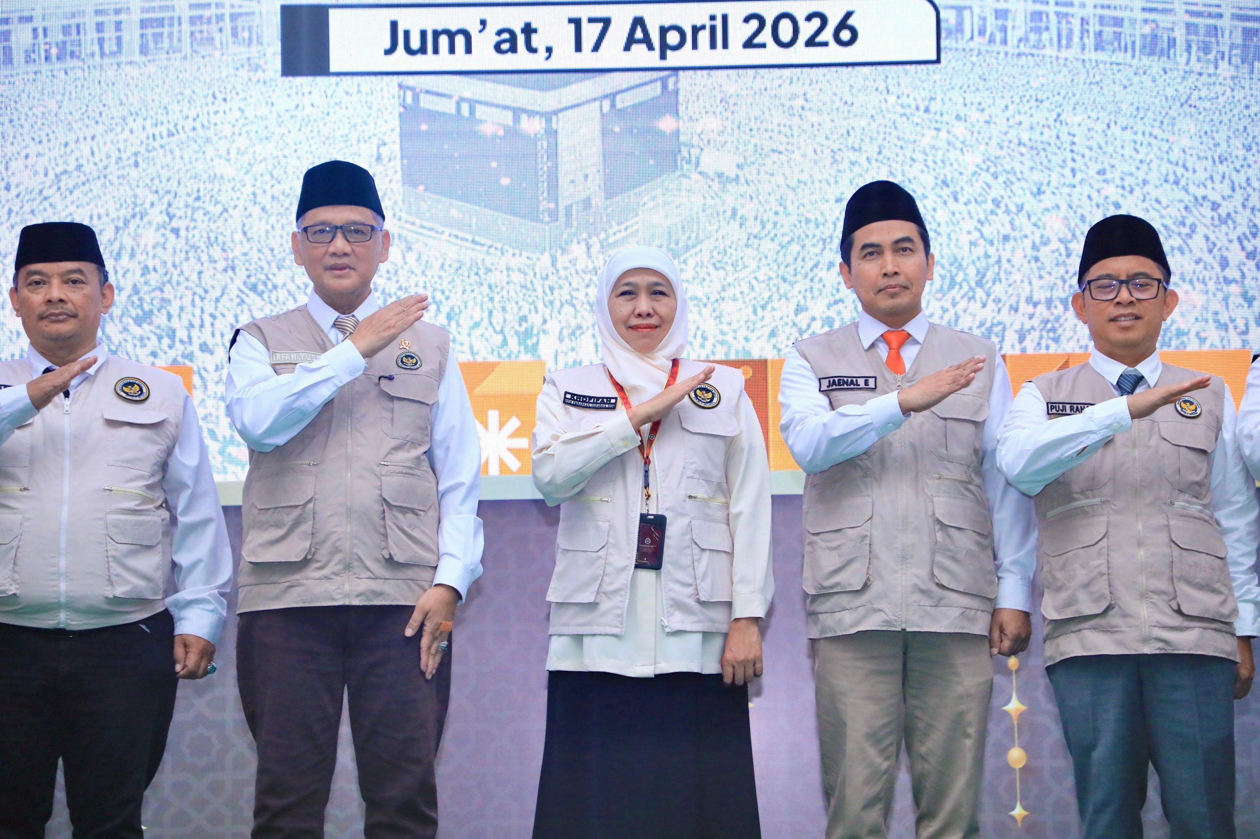 Gubernur Khofifah Kawal Pelayanan Haji Embarkasi Surabaya 2026, Targetkan Jemaah Terlayani Optimal dan Lancar