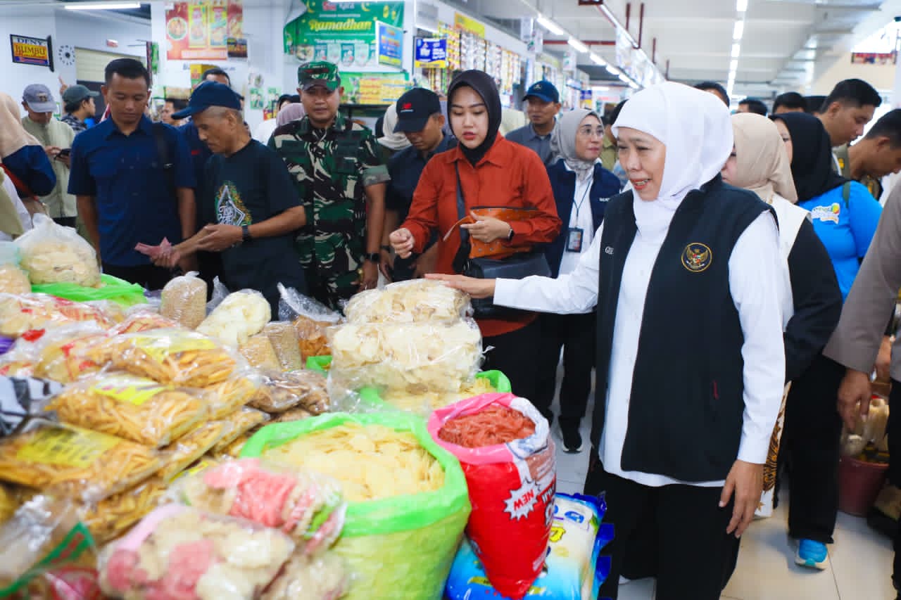 Gubernur Khofifah Tegaskan Sinergi Pemerintah, Pelaku Usaha dan Masyarakat Kunci Perlindungan Konsumen Berkelanjutan