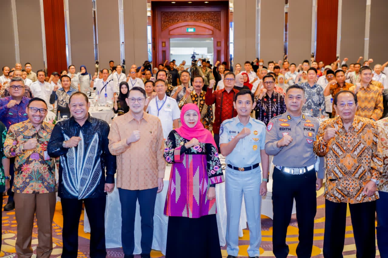 Gubernur Khofifah Ajak Organda Jatim Jadi Penggerak Konektivitas Transportasi dan Distribusi Pangan