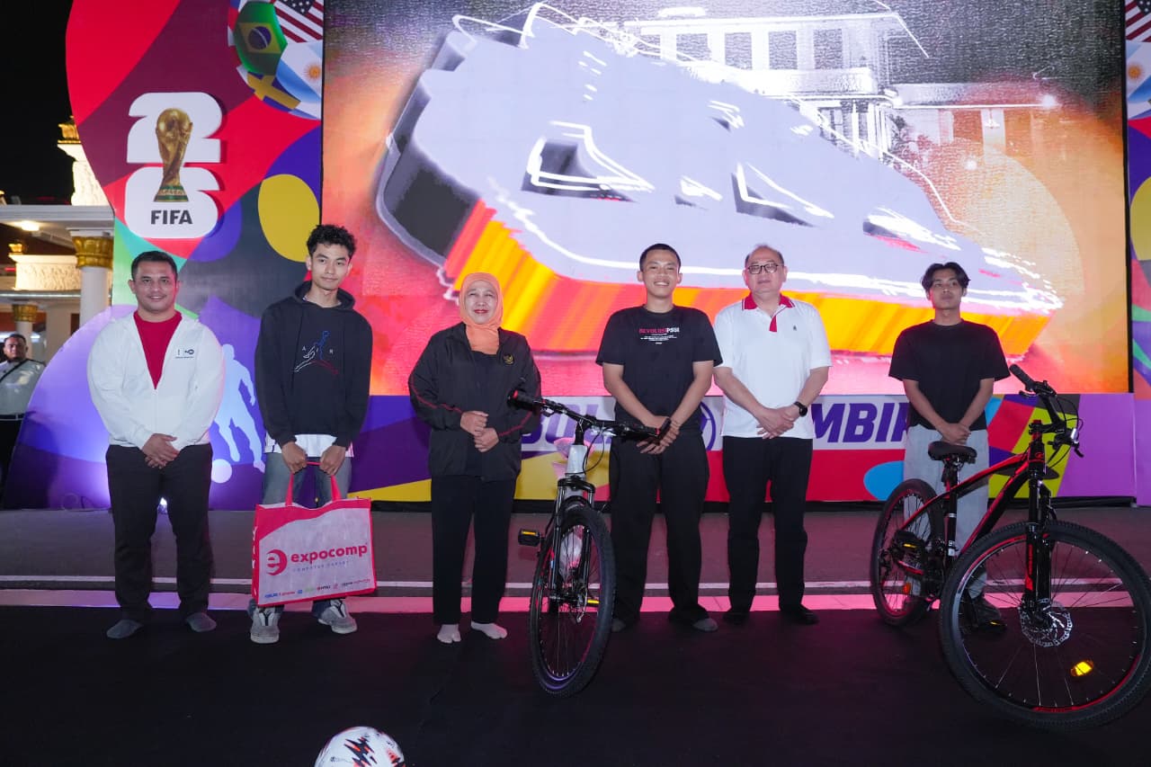 Nobar Final Piala Dunia Serentak di Jawa Timur, Gubernur Khofifah Sebut Sepak Bola Simbol Persatuan dan Sportivitas